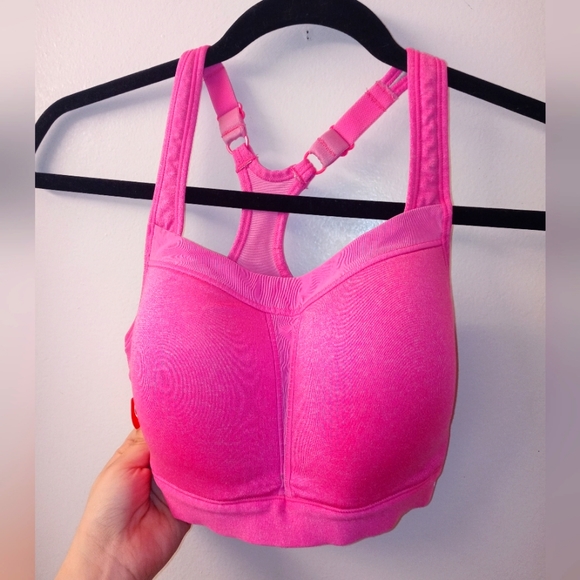 Champion Intimates & Sleepwear Champion 34dd Sports Bra Pink Poshmark
